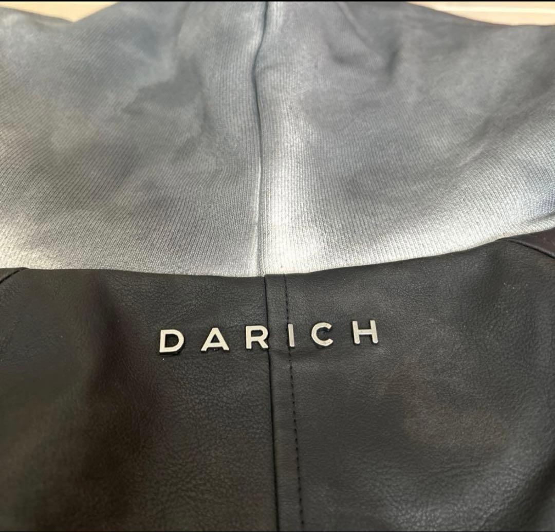 ダーリッチ フード付きクロップドレザージャケット