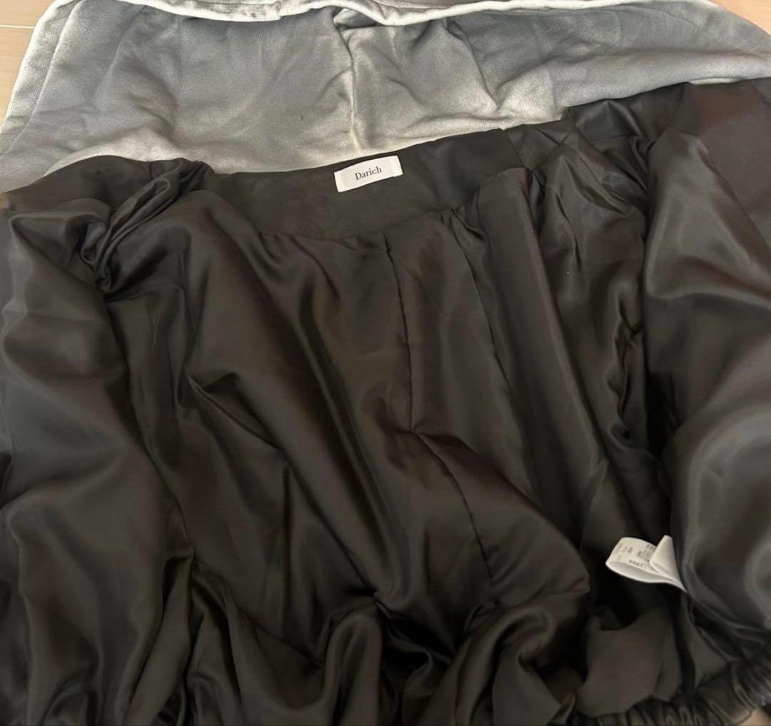 ダーリッチ フード付きクロップドレザージャケット