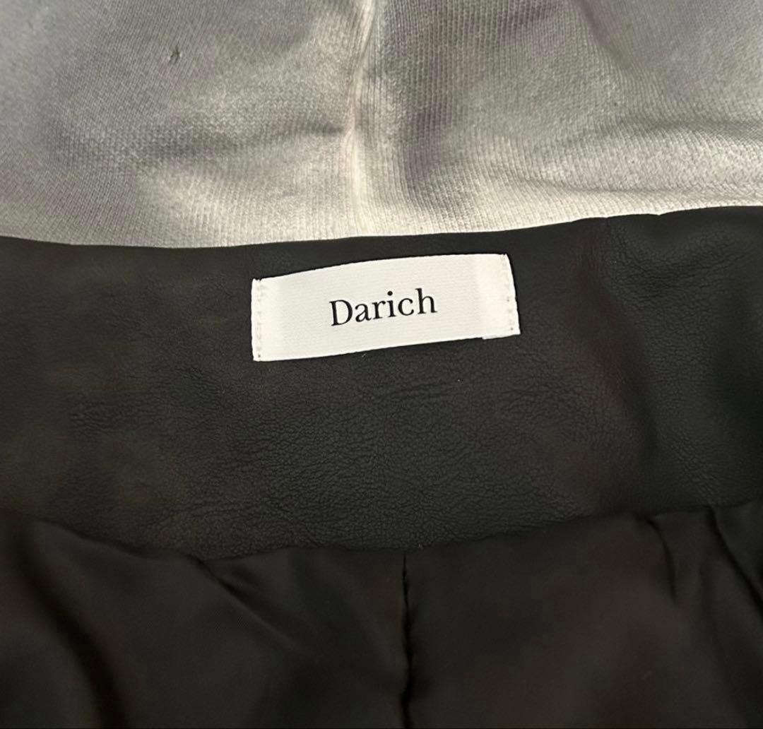 ダーリッチ フード付きクロップドレザージャケット