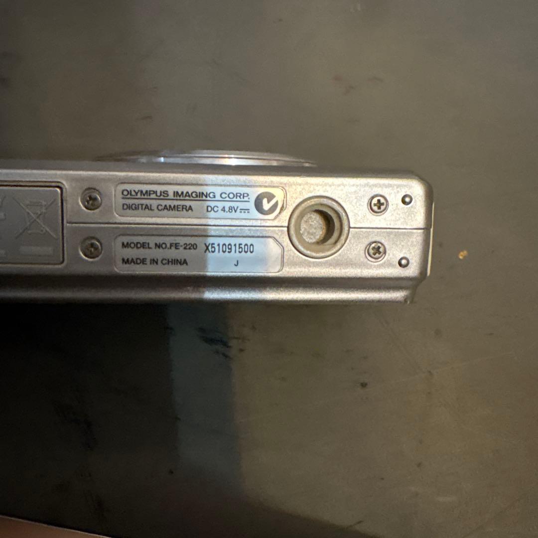 デジタルカメラ Olympus FE-220 / u710