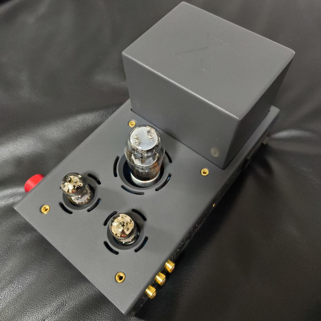ジャンク品　真空管アンプ グレー
