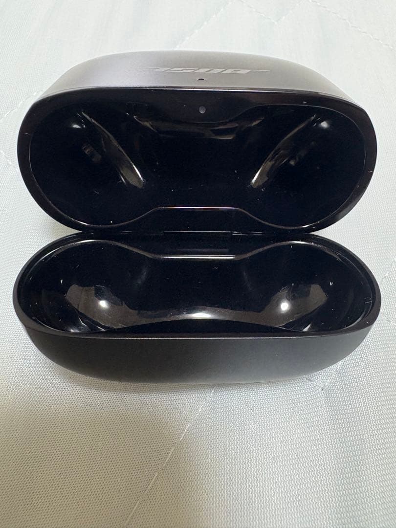 Bose QuietComfort Ultra Earbuds 充電ケースのみ