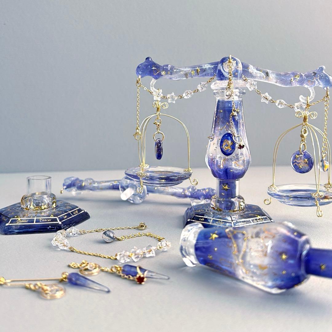 山羊座さんのための星座の天秤　アクセサリー付き　持ち運びok組み立て式天秤