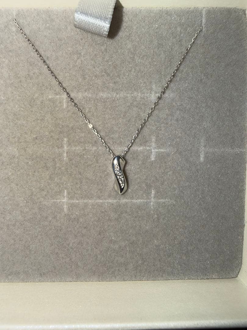 k10wg ダイヤモンドネックレス