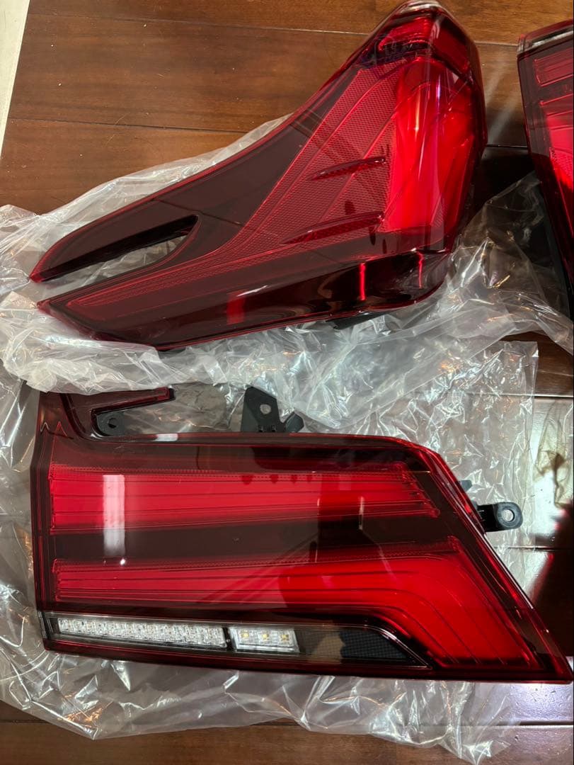 30系後期アルファード　SCパケ　シーケンシャルテールランプ左右セット