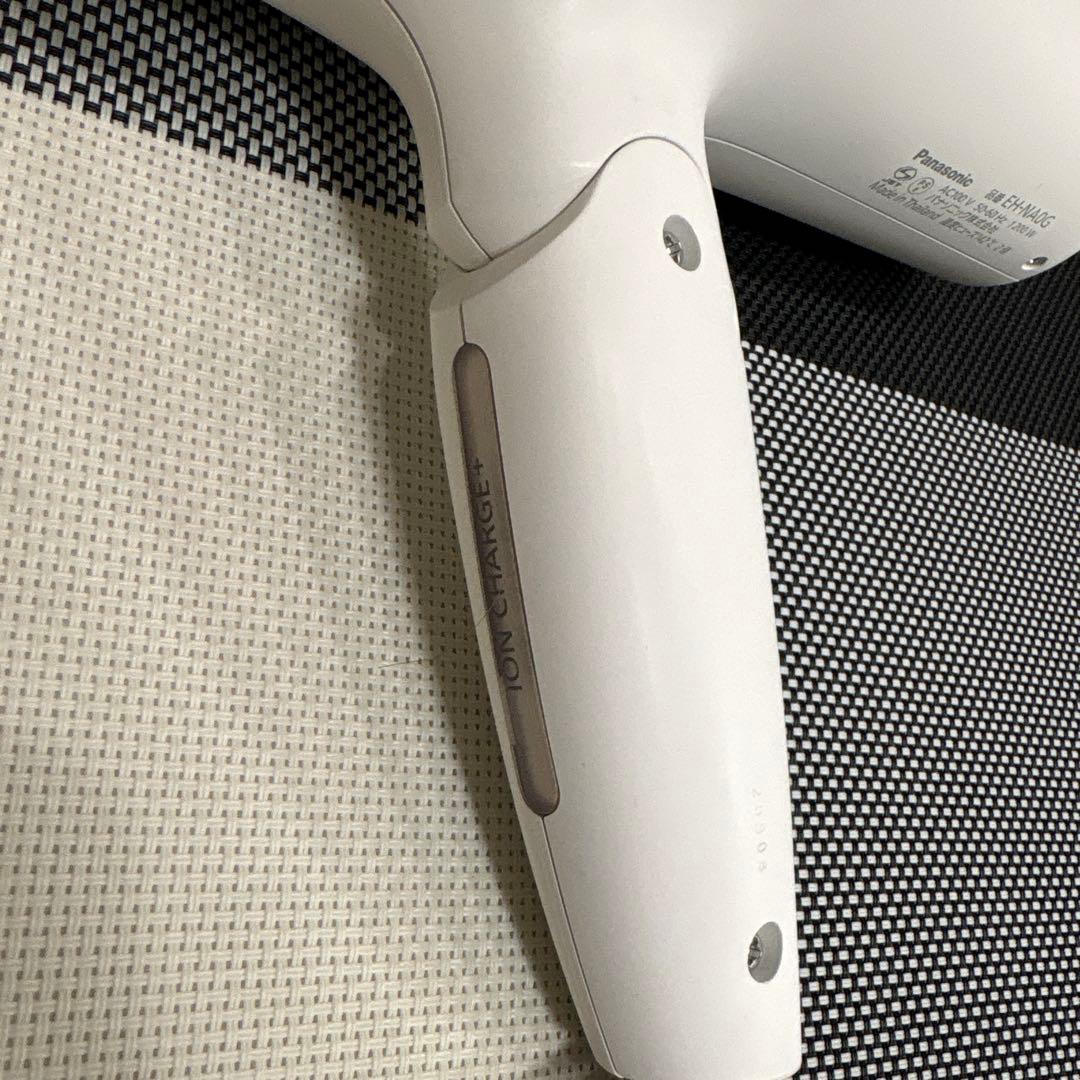 Panasonic　EH-NA0G-W　ウォームホワイト