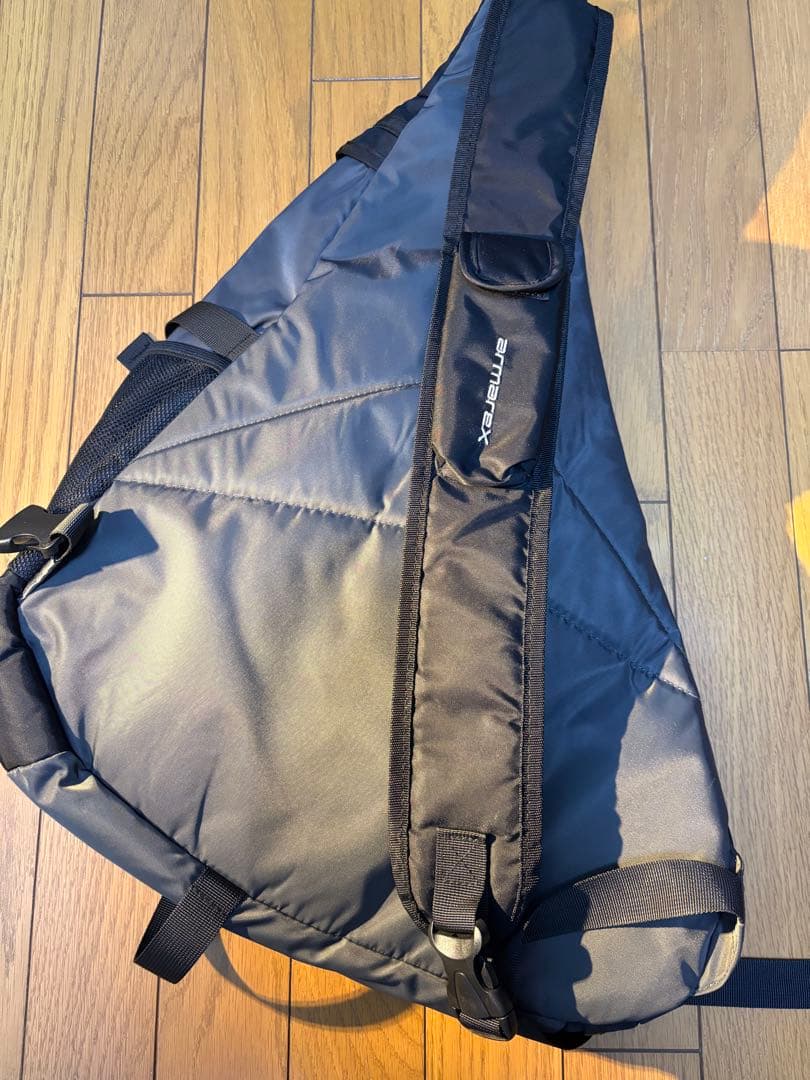 Armarex Tri-Sling Bag ブラック
