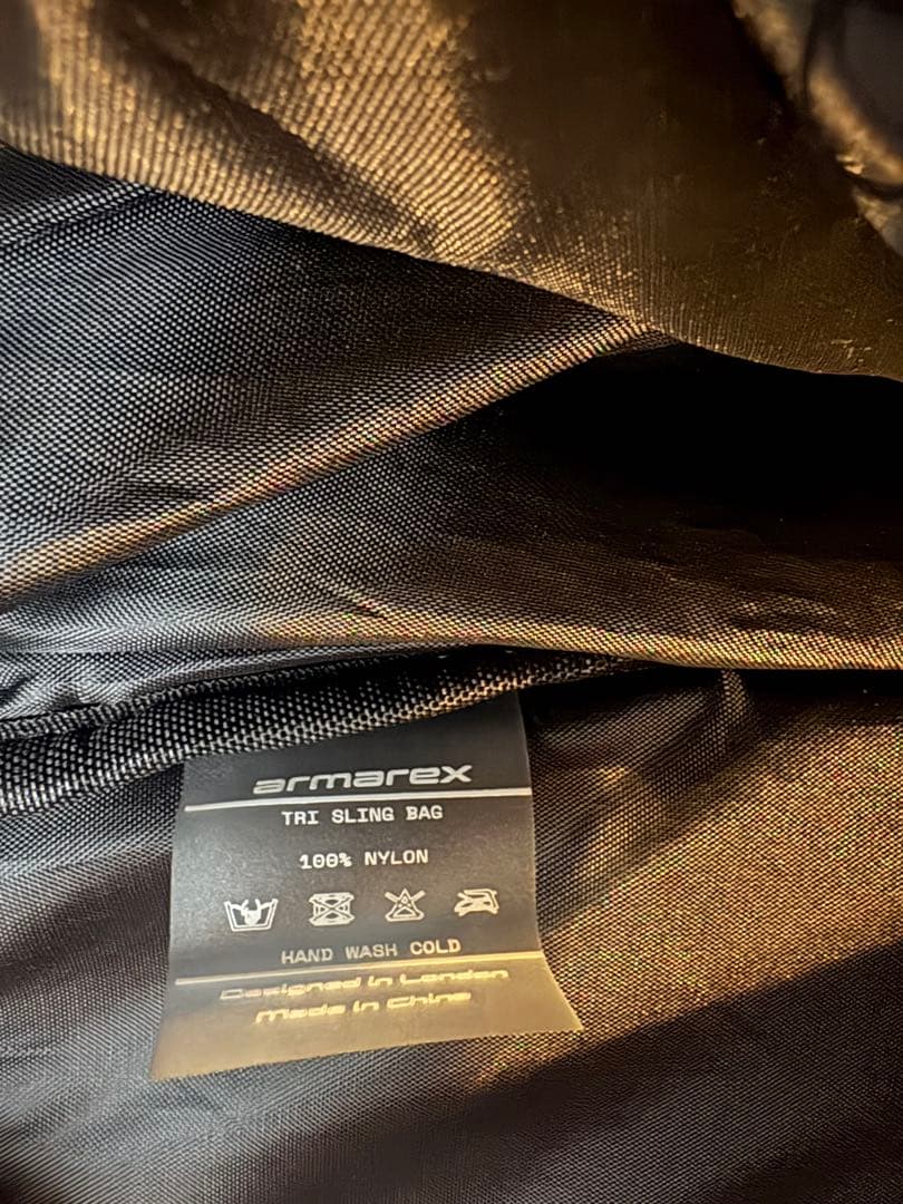 Armarex Tri-Sling Bag ブラック