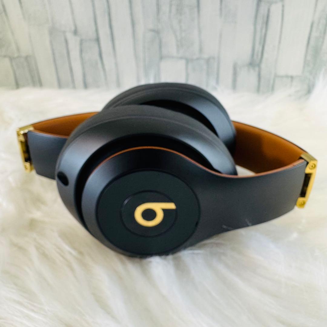 beats studio3wireless ワイヤレスヘッドホン　グレー