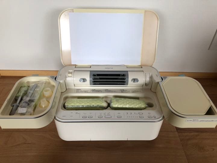 サキナ　ビジュー