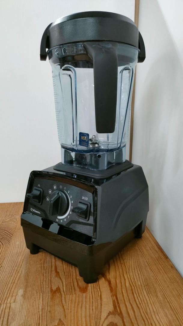 【美品】バイタミックス　E520　ブラック　保証書あり　1629