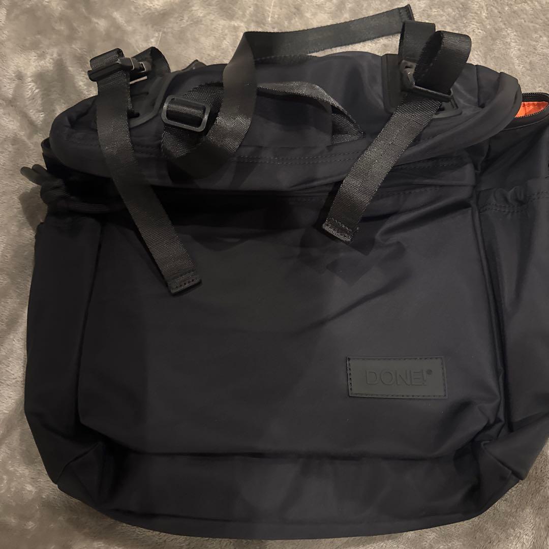 DONE! ダン East+West Nylon Mバックパック リュックバック