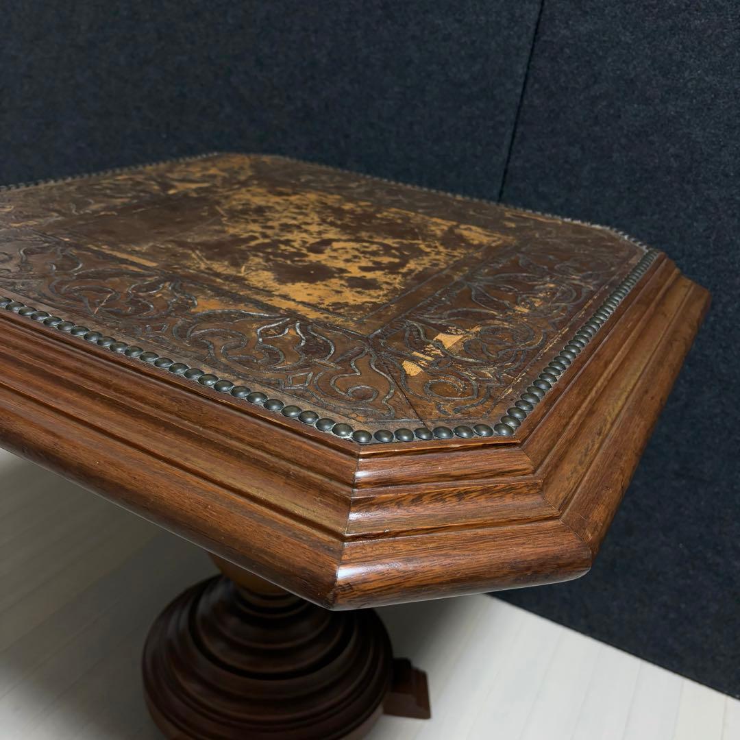 ブラジル製　西洋　アンティーク　サイドテーブル　ヴィンテージ　革張り　飾り台