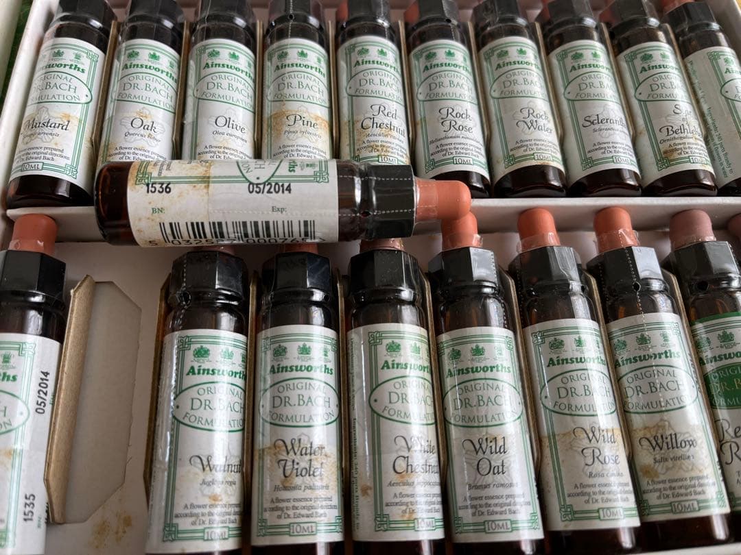 バッチフラワーエッセンス エインズワース社　40本フルセット　バッチ博士の遺産