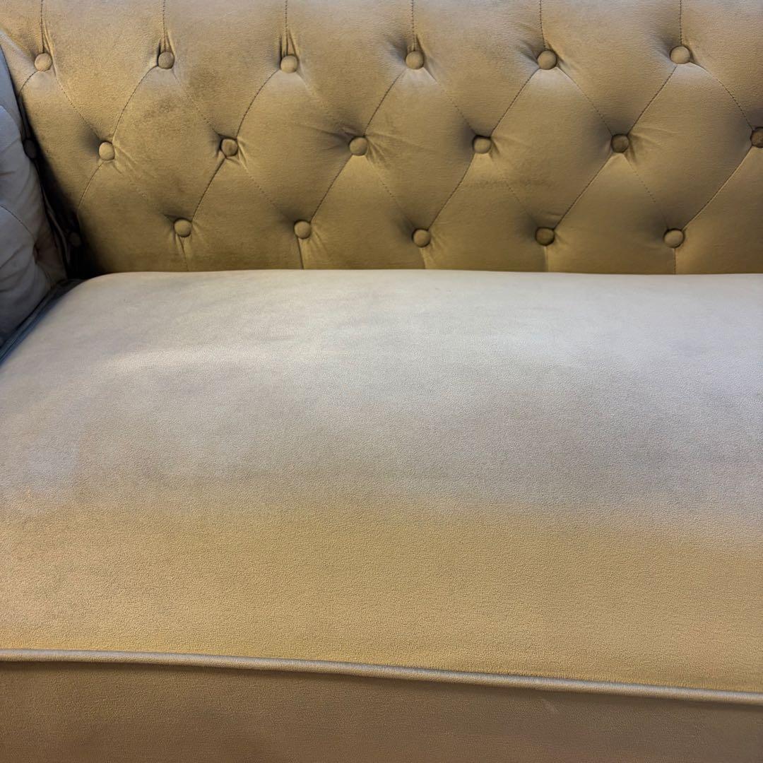 【送料込】ロウヤ ソファ　2人掛けカウチソファ ベルベット調　グレー　LOWYA