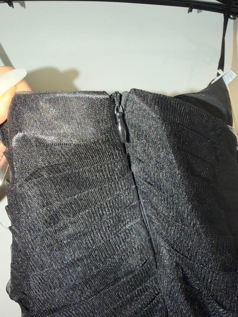 タグ付き エレガント ブラックチュールドレス タグ付き グローブ付き