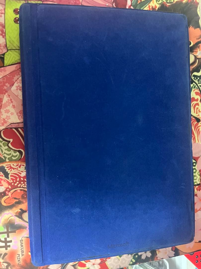 Surface Pro 3 256GB 本体、充電ケーブルのみ