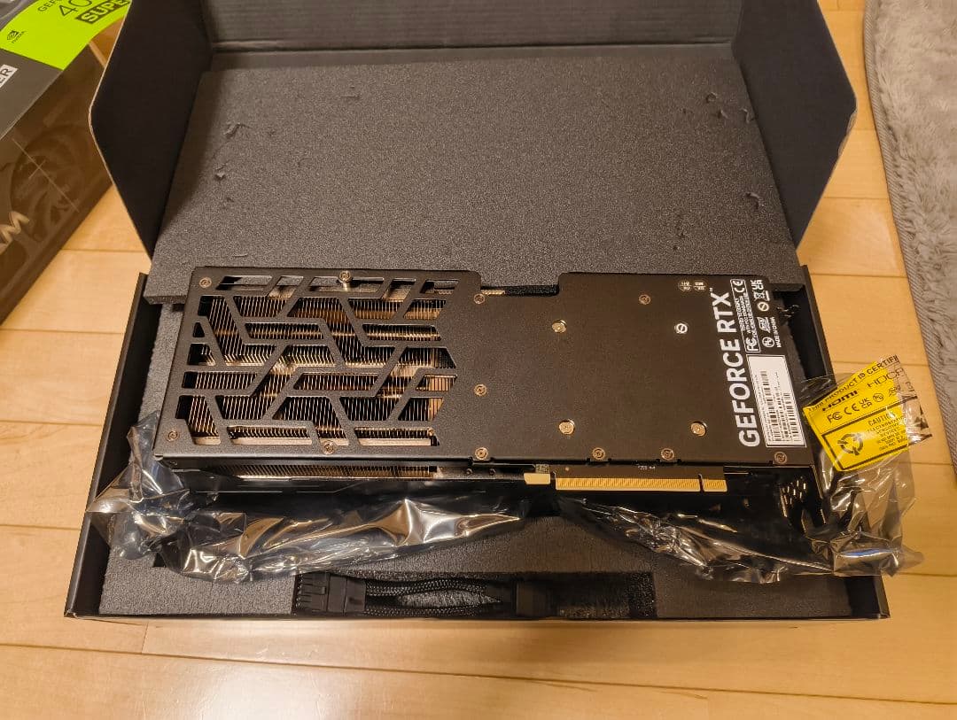 PALIT RTX 4070 Super 12GB　OCモデル