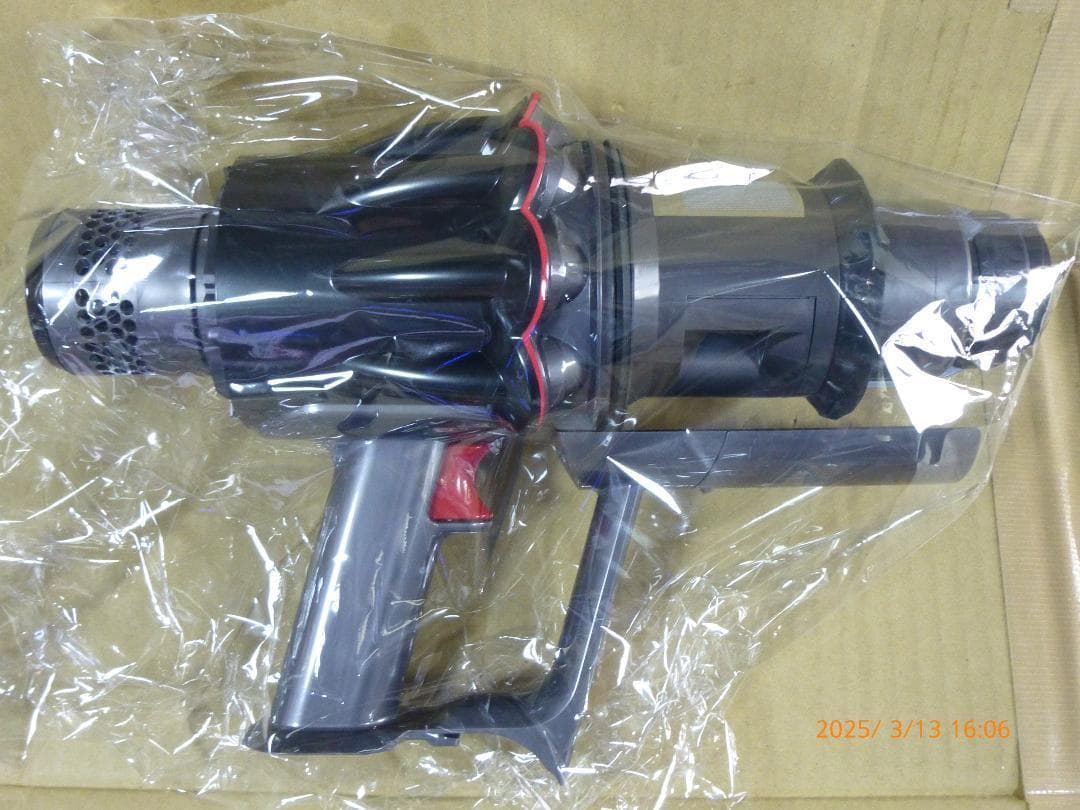 ダイソンSV18　新品ボディ本体と中古周辺パーツ　エコ44分　美品