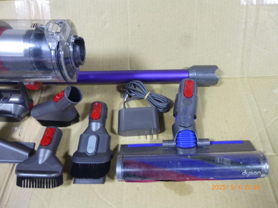 ダイソンSV18　新品ボディ本体と中古周辺パーツ　エコ44分　美品