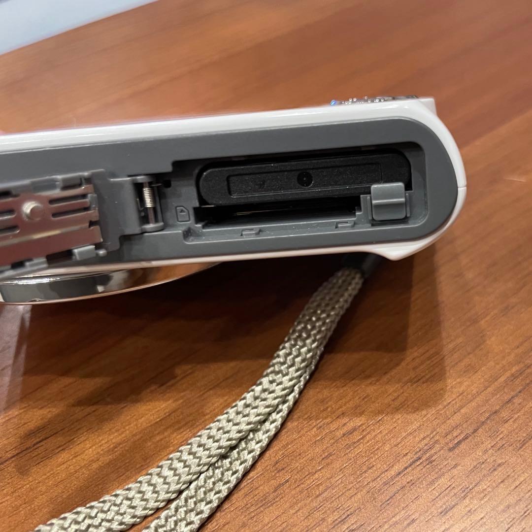 【美品】カシオ CASIO EXILIM EX-ZS240 12x バッテリー付