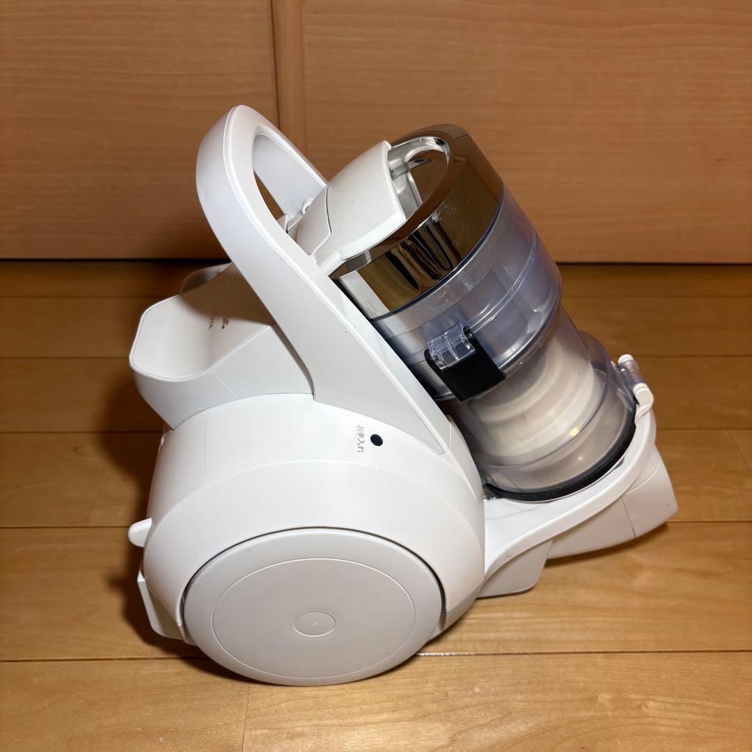 美品 Panasonicサイクロン掃除機MC-SR590K パナソニック