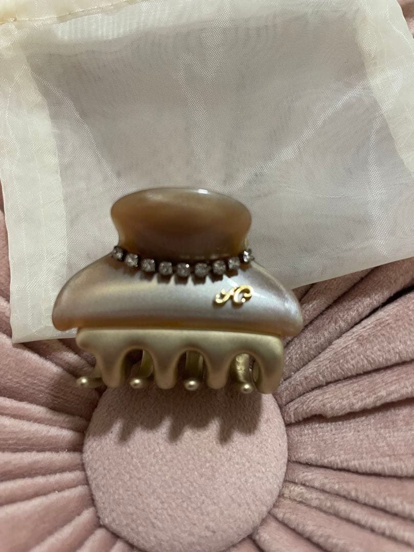 美品⭐︎ACCA ニューコラーナクリップ(S) パールベージュ