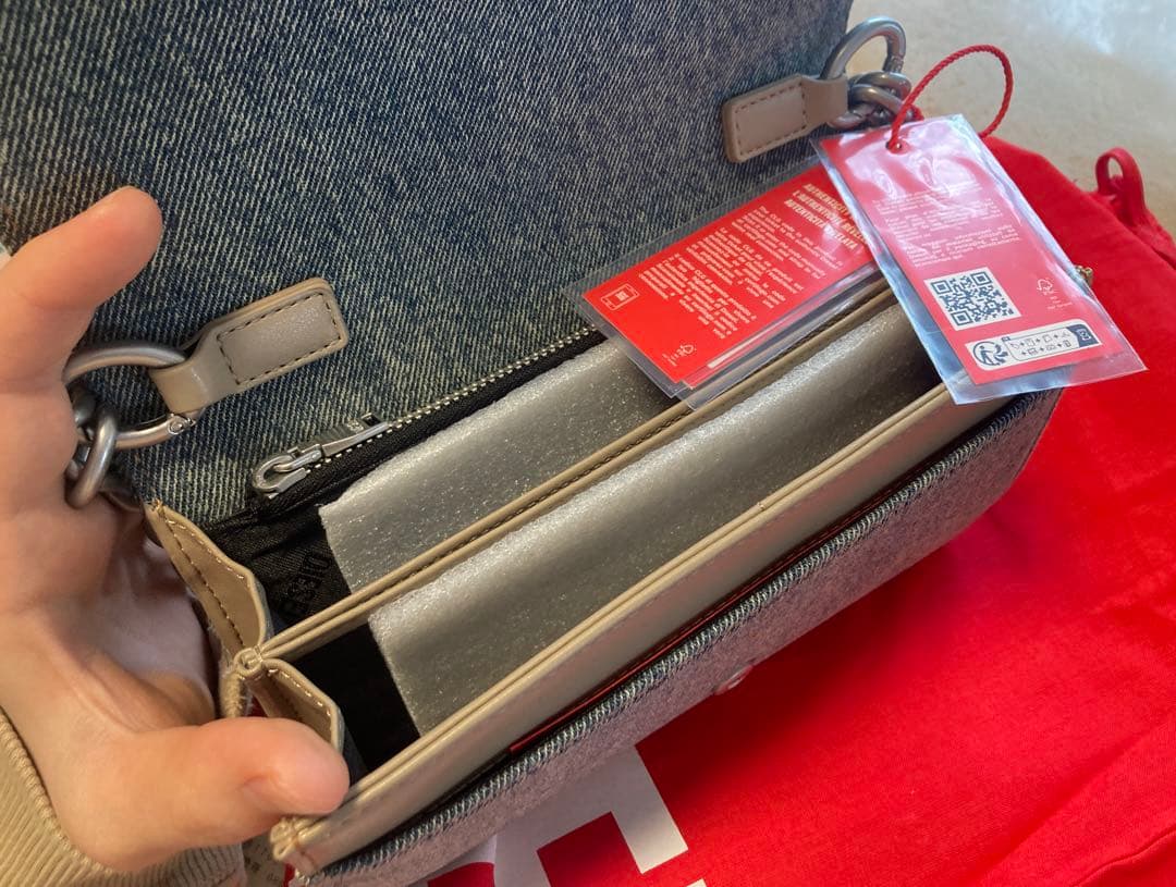 【新品未使用】DIESEL charmD wallet strap