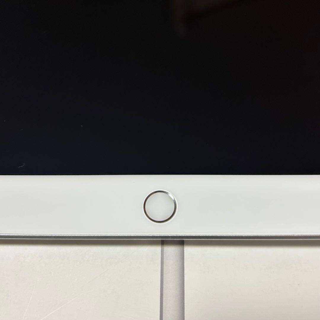 iPad シルバー Wi-Fi 32GB A1822 第5世代