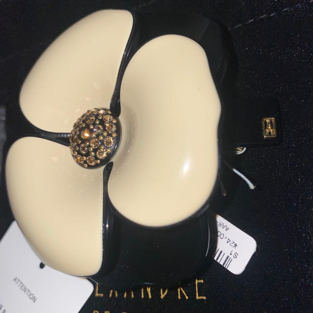 さ*ら様 新品　未使用【LISERAI】バレッタ (8 cm)