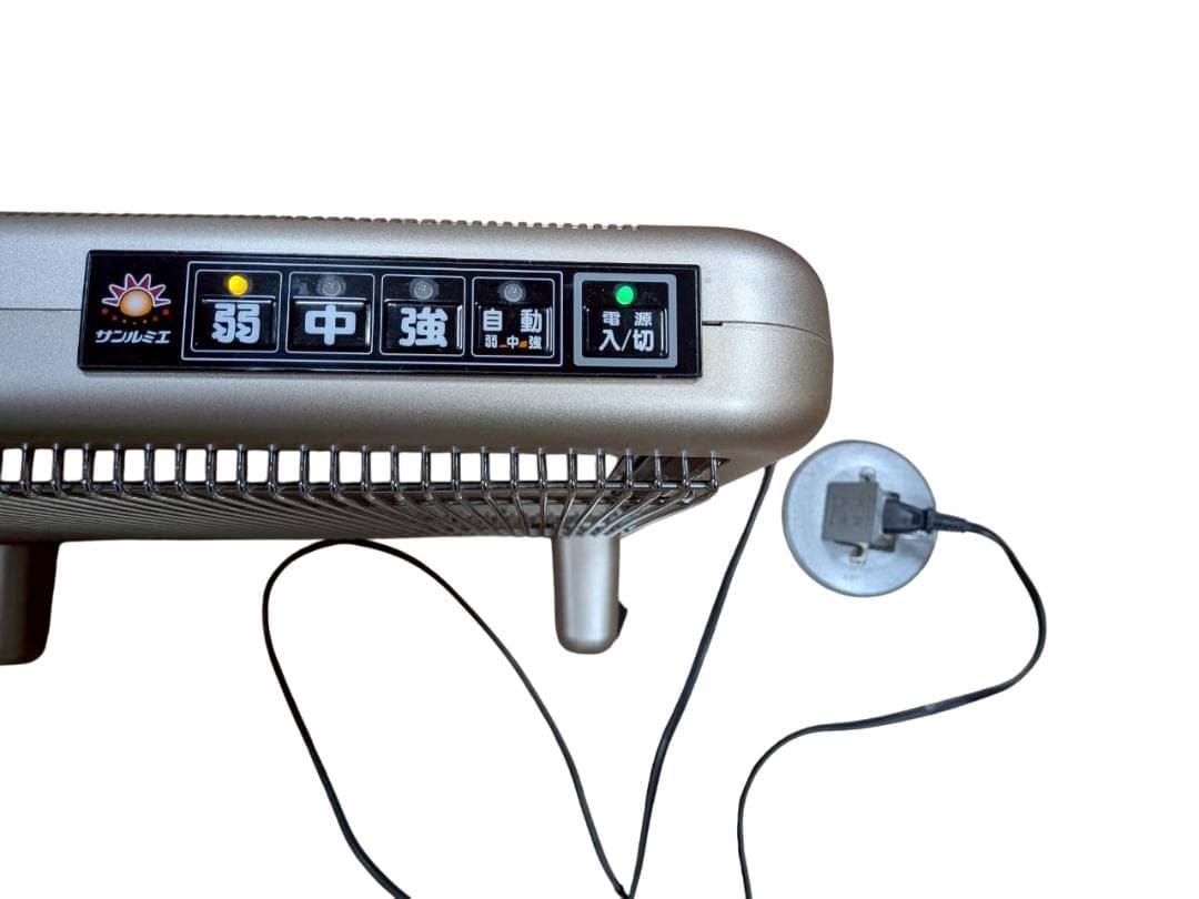 サンルミエ・エクセラ7 ホワイト　遠赤外線暖房機　N700Ｌ-GR