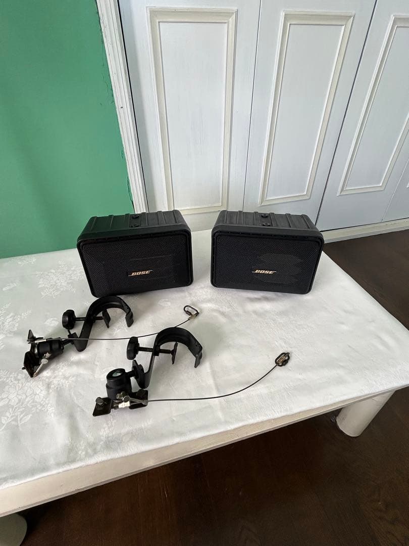 BOSE101SDVMと横棒用天吊り金具