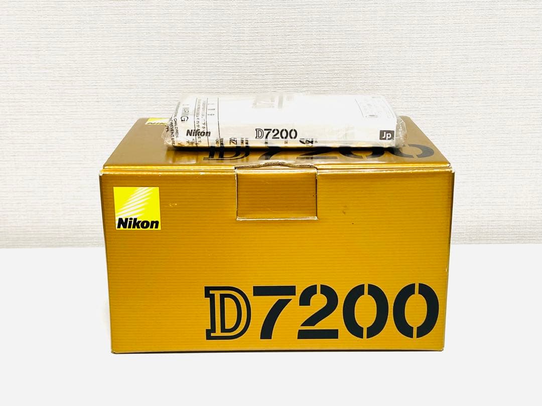 ☆撮影数極少220回☆Nikon D7200 ボディのみ　ニコンDX機
