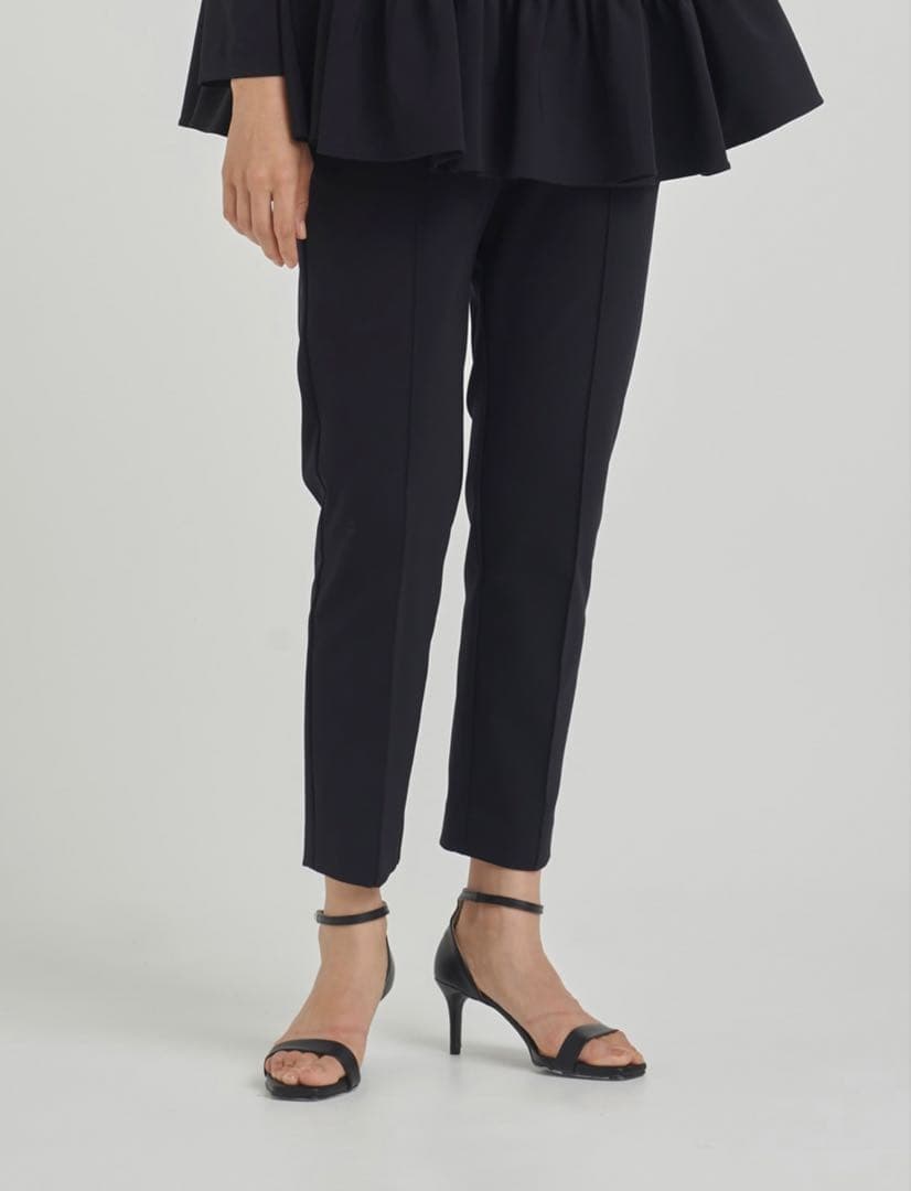 専用★ yori ピンタックストレッチパンツ 36 ブラック