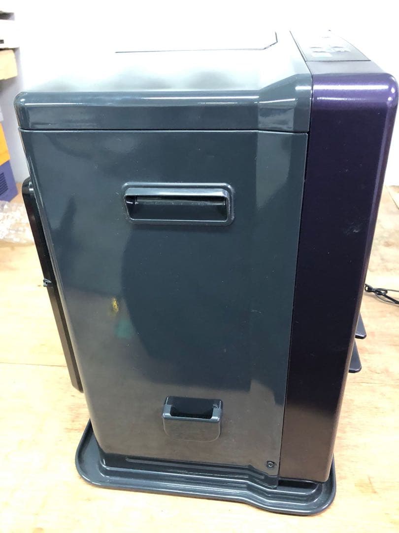 コロナ 石油ファンヒーター FH-WZ4616BY 動作品