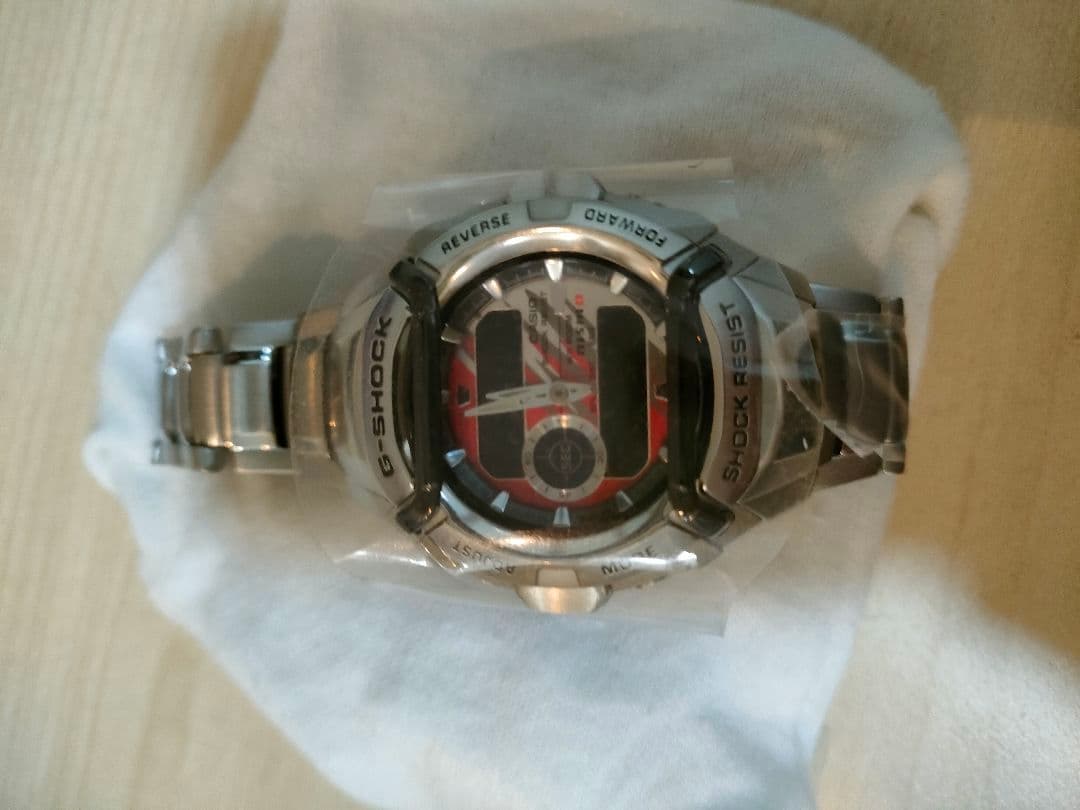 d*4様 G-SHOCK NISMO G-500NM 腕時計 シルバー/レッド