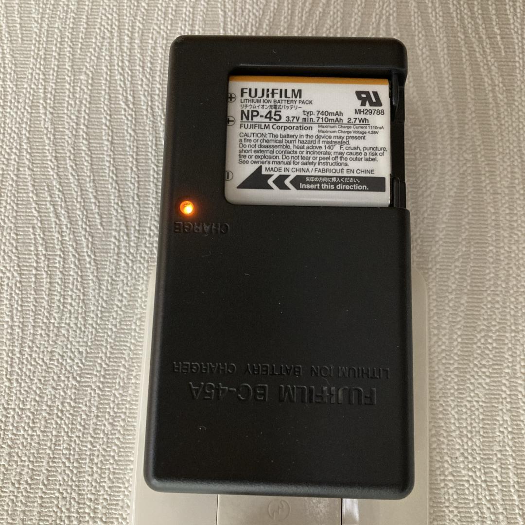 FUJIFILM 富士フイルム FINEPIX J150W 元箱付 コンデジ