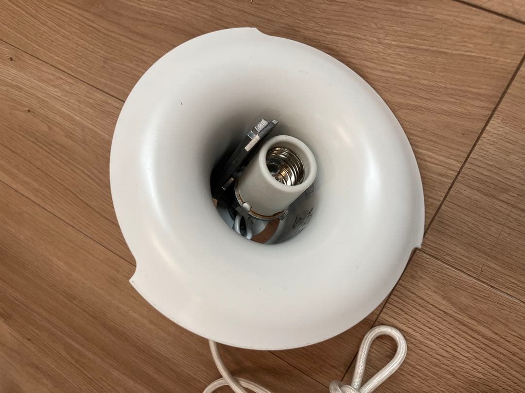 ルイスポールセン　ペンダントライト Louis Poulsen照明ライト