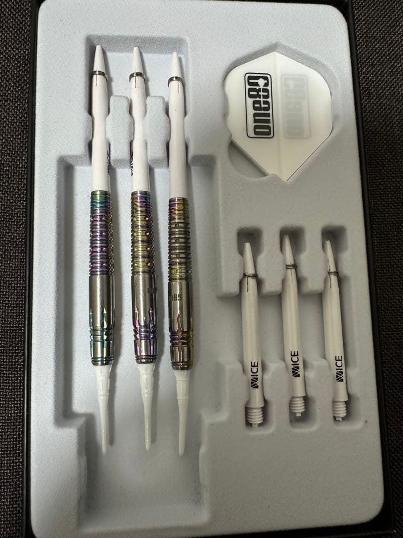 UTA ver.2 三浦歌織モデル レインボー 2BA 20g ダーツ バレル