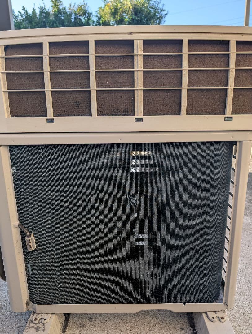 【2018年】　アイリスオーヤマ ルームエアコン IRR-2218C 6畳用