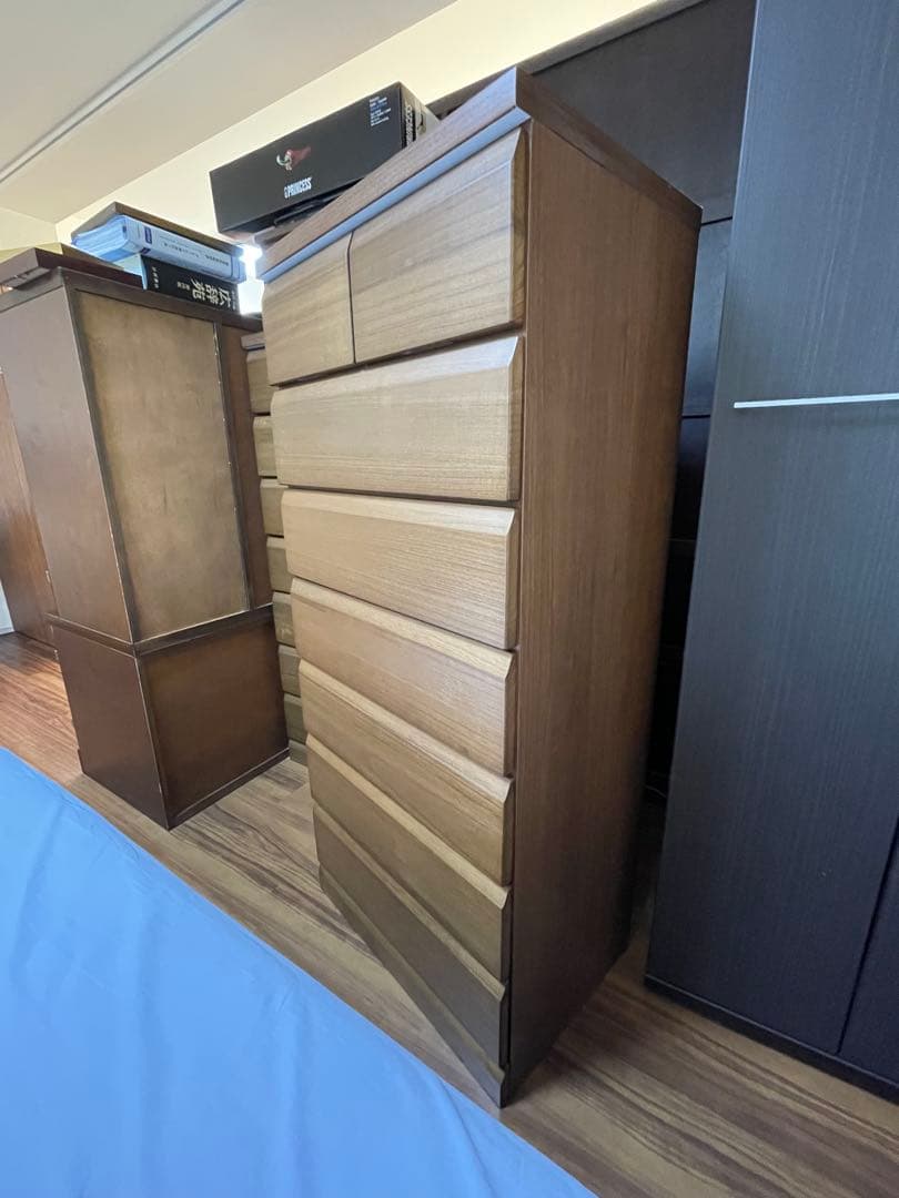 はねうさぎ！美品！木製8段引き出し収納チェスト