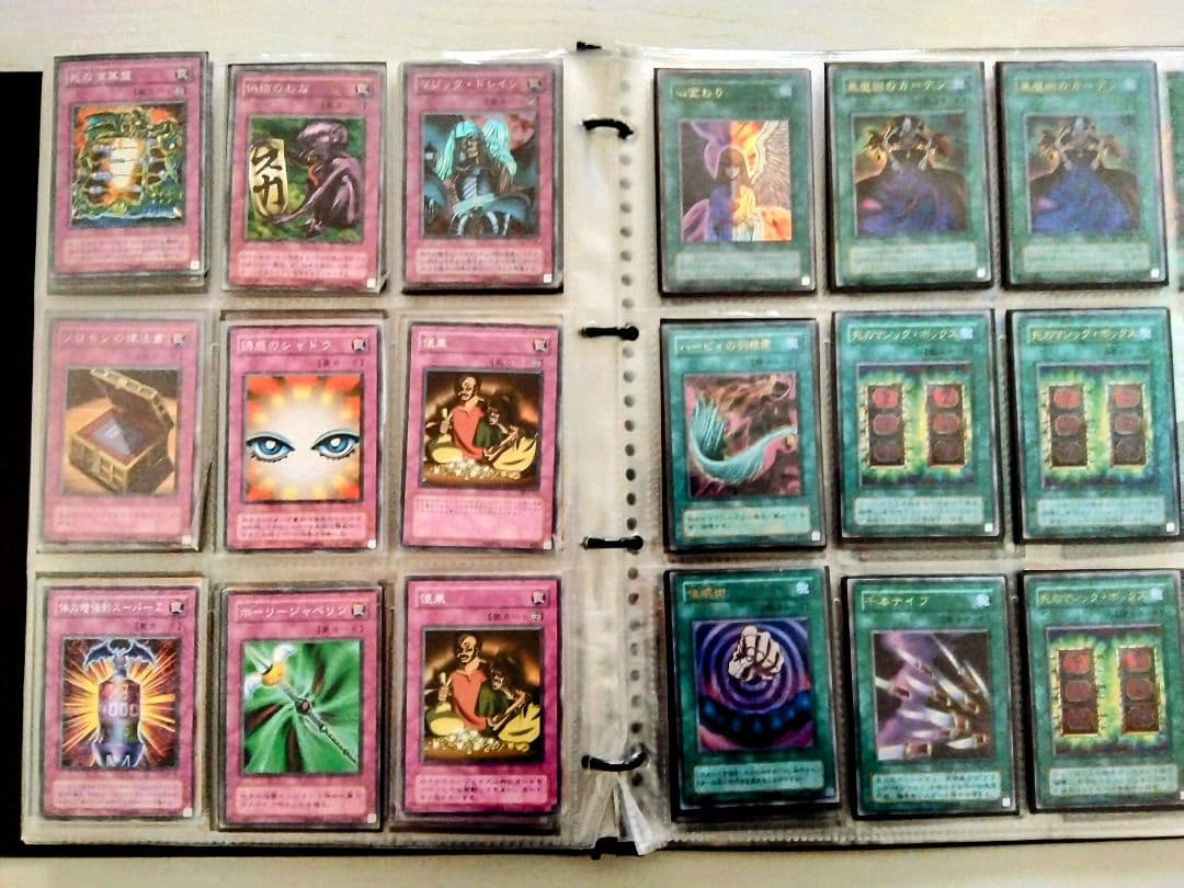 遊戯王カード引退品 まとめ売り♥1800枚以上♥