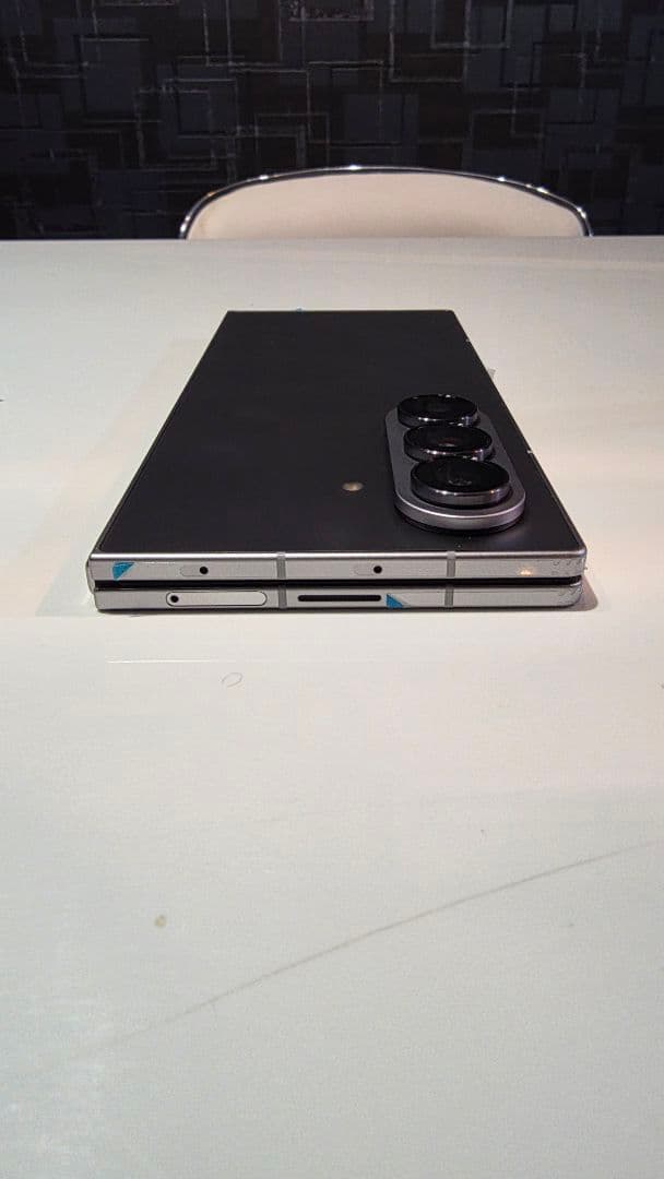 【新品未使用品】Galaxy Z Fold 7 シルバー 256GB 【国内版】