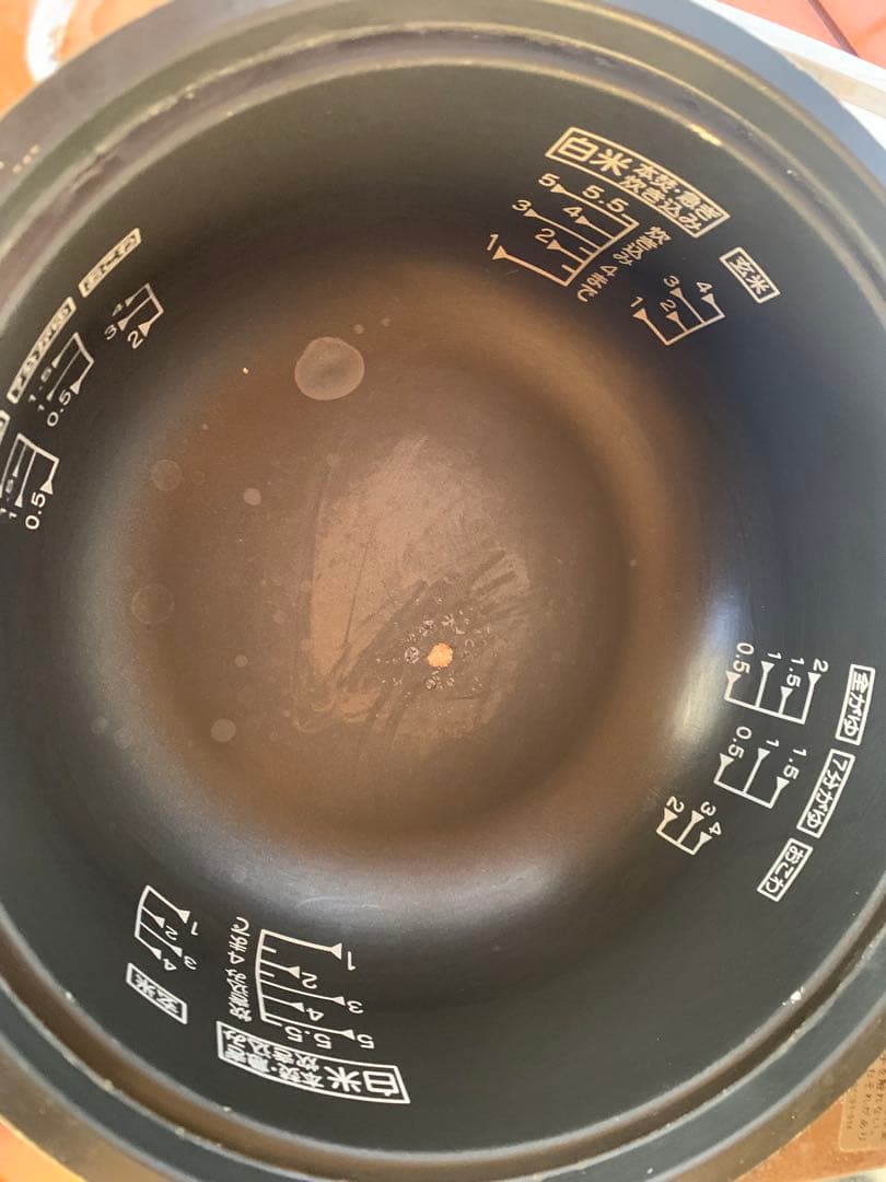 ガス釜　黒の炊飯器、内釜付きLPガス