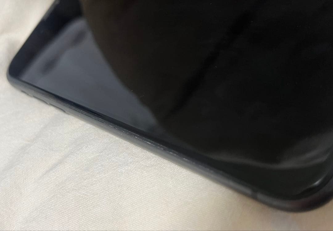 iPhone11本体　正規品　外箱付き　ブラック　128GB