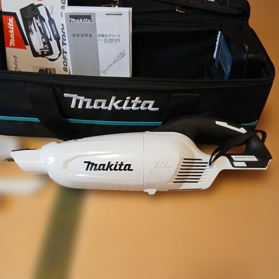 Makita マキタ　充電式クリーナー CL281FD　セット