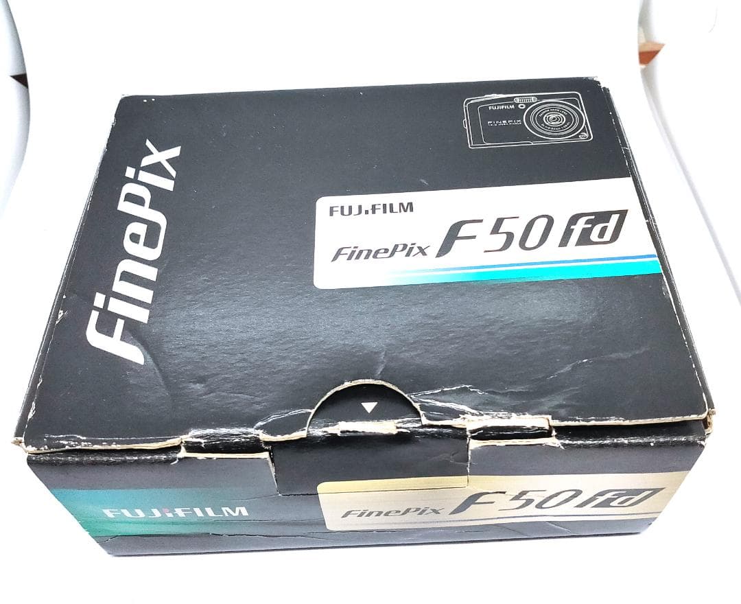 FUJIFILM FinePix F50fd 12Mピクセル デジカメ　完動