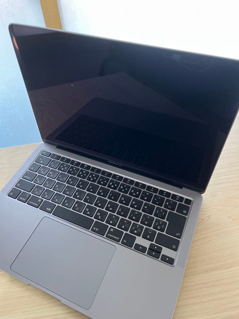 MacBookAir2020 Retina13 i3 8GB バッテリー100%