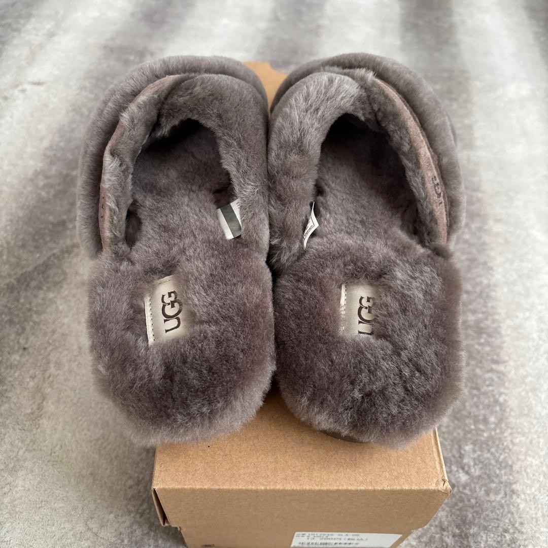 UGG スリッパ　サンダル　23センチ ABELA グレー