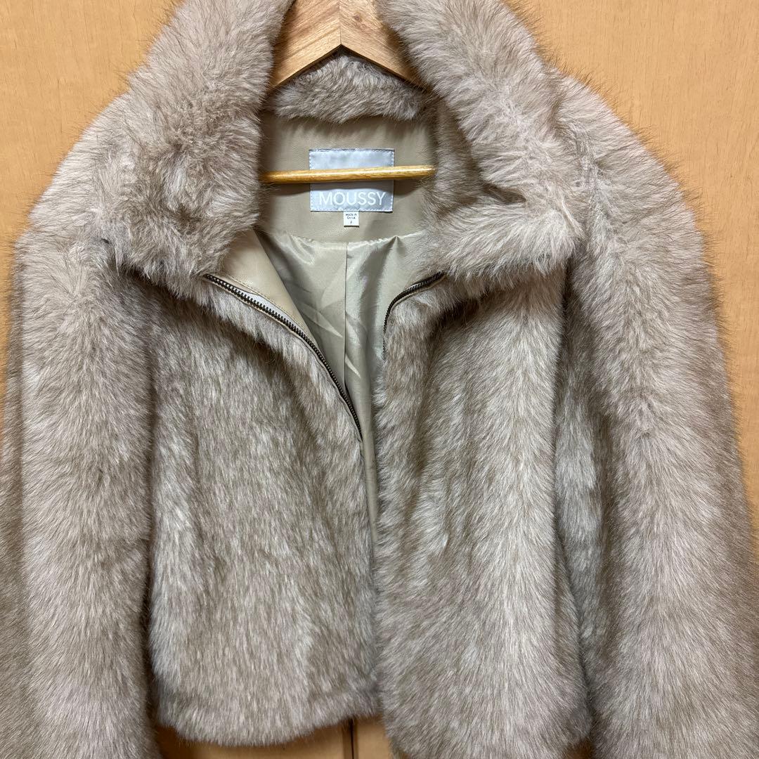 moussyアウター